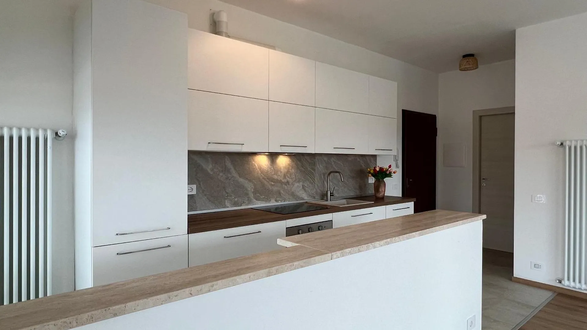 City Pulse Apartment Your Urban Escape Domaso