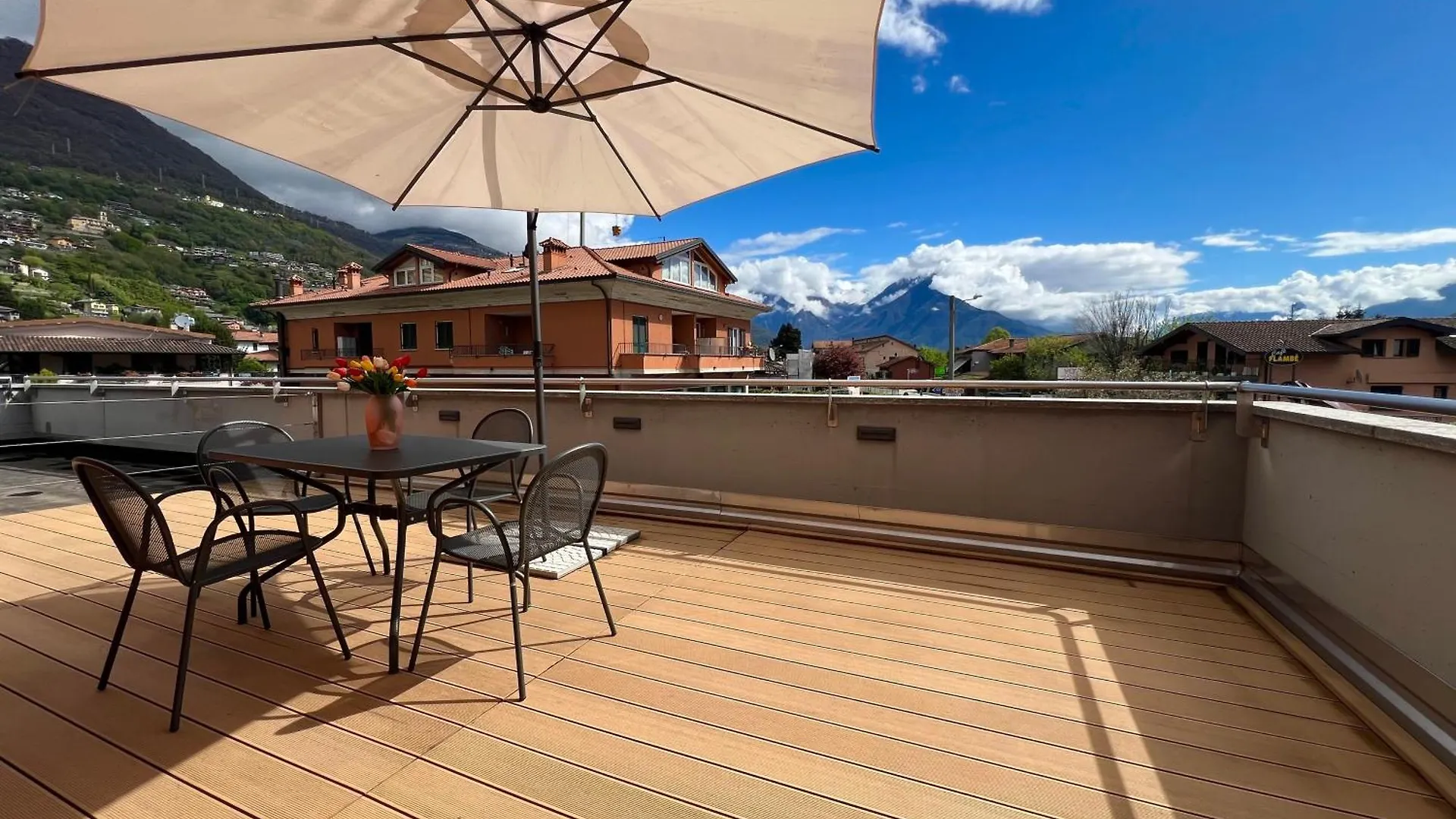 City Pulse Apartment Your Urban Escape Domaso